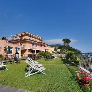 Hotell Mondial