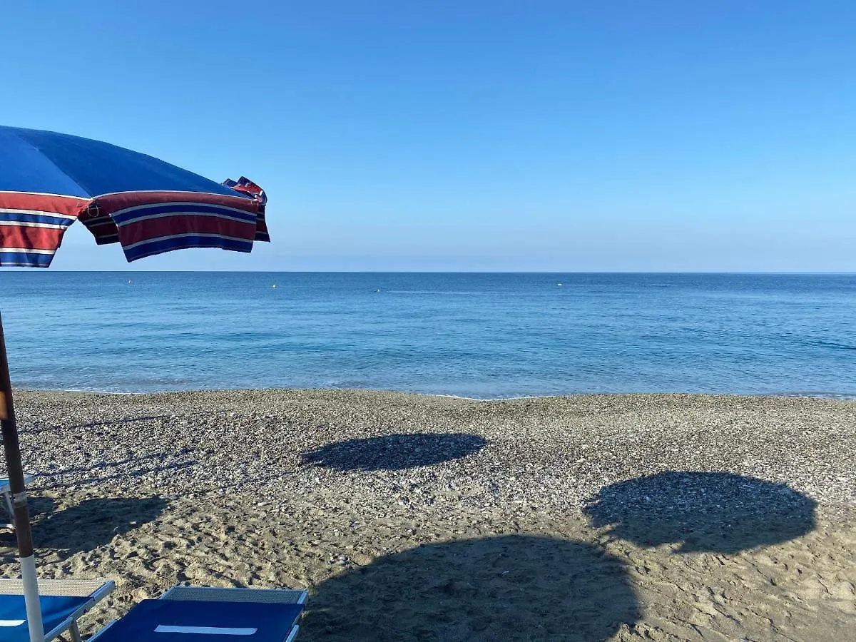 Caravella Hotel Deiva Marina