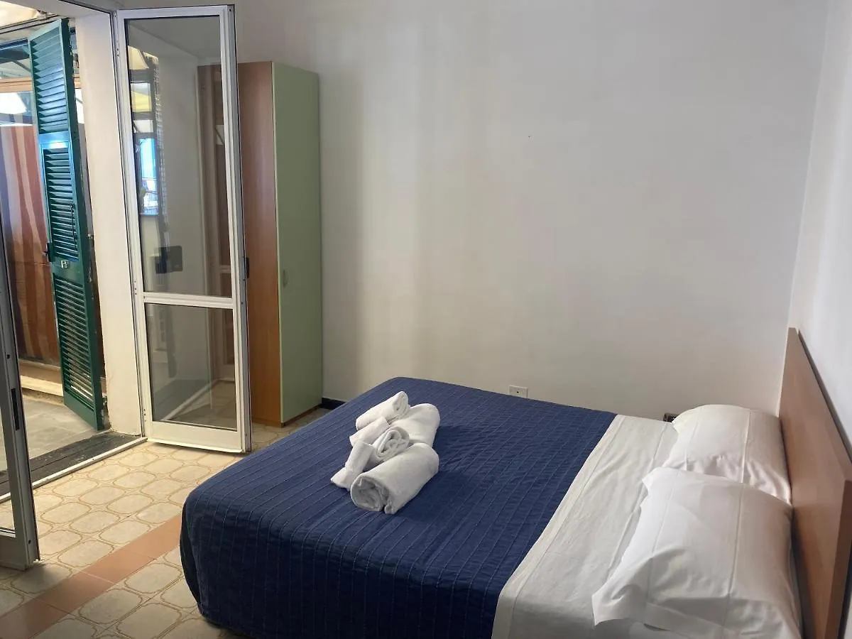 Hotel Caravella Deiva Marina