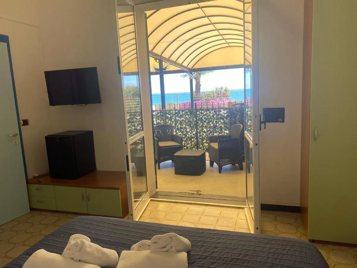 ***  Hotel Caravella Deiva Marina Italia